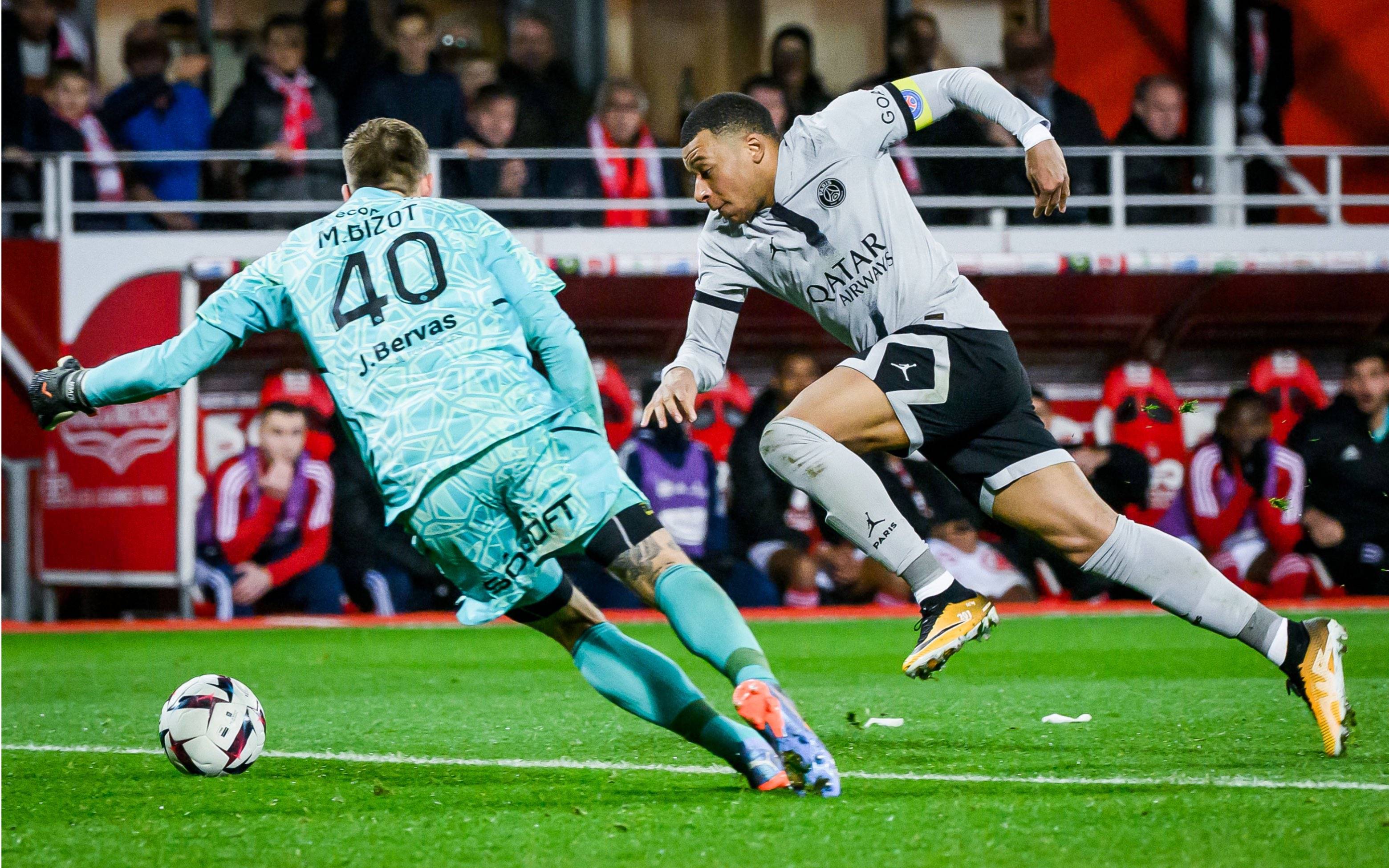 巴黎圣日耳曼前锋风光不再,法国联赛轰动一幕发生的简单介绍 巴黎圣日耳曼前锋风光不再,法国联赛轰动一幕发生的简单介绍