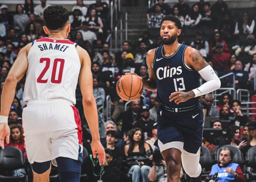 伦纳德领衔快船胜马刺,开局战役夺胜首场的简单介绍 伦纳德领衔快船胜马刺,开局战役夺胜首场的简单介绍