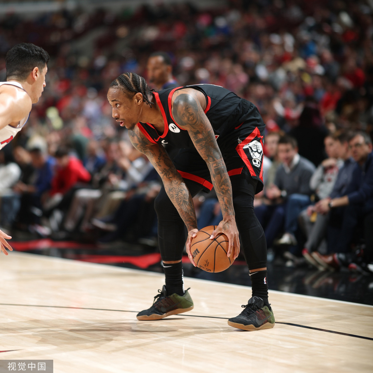 爱游戏娱乐-包含新疆队翻盘勇士，德罗赞惊艳四座的词条